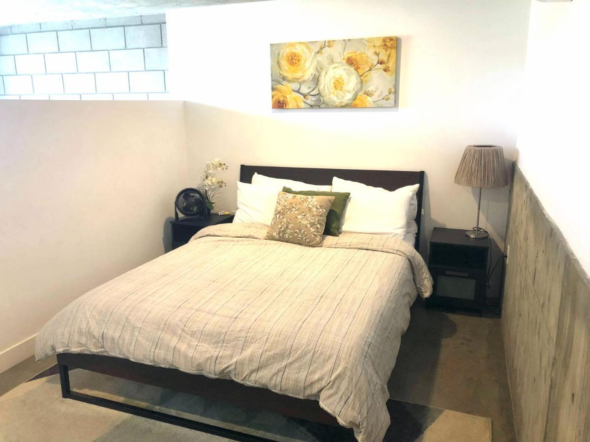 Апартаменты Modern 2 Bdrm W/Parking In The Heart Of Hillcrest Сан-Диего Экстерьер фото
