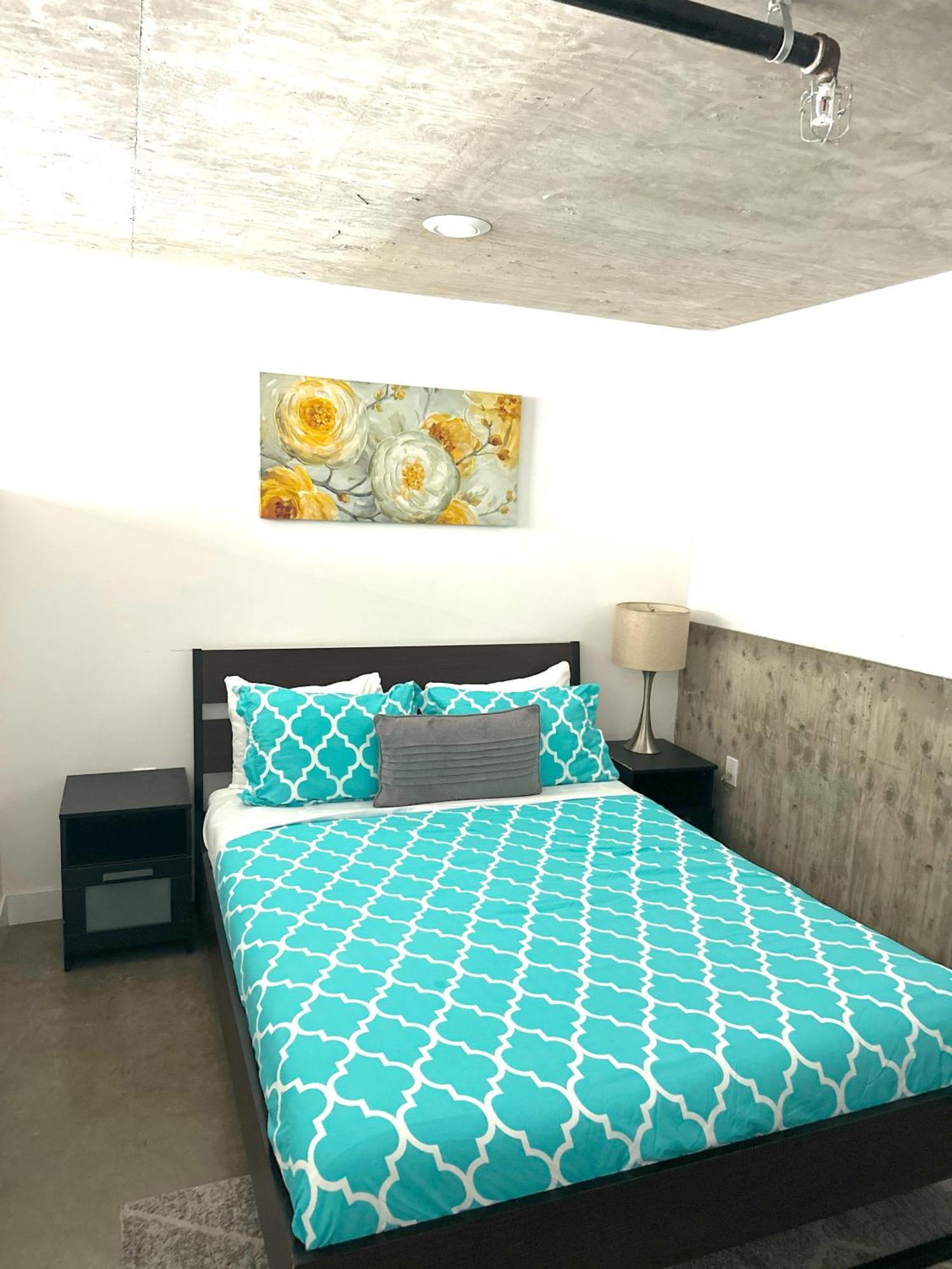 Апартаменты Modern 2 Bdrm W/Parking In The Heart Of Hillcrest Сан-Диего Экстерьер фото