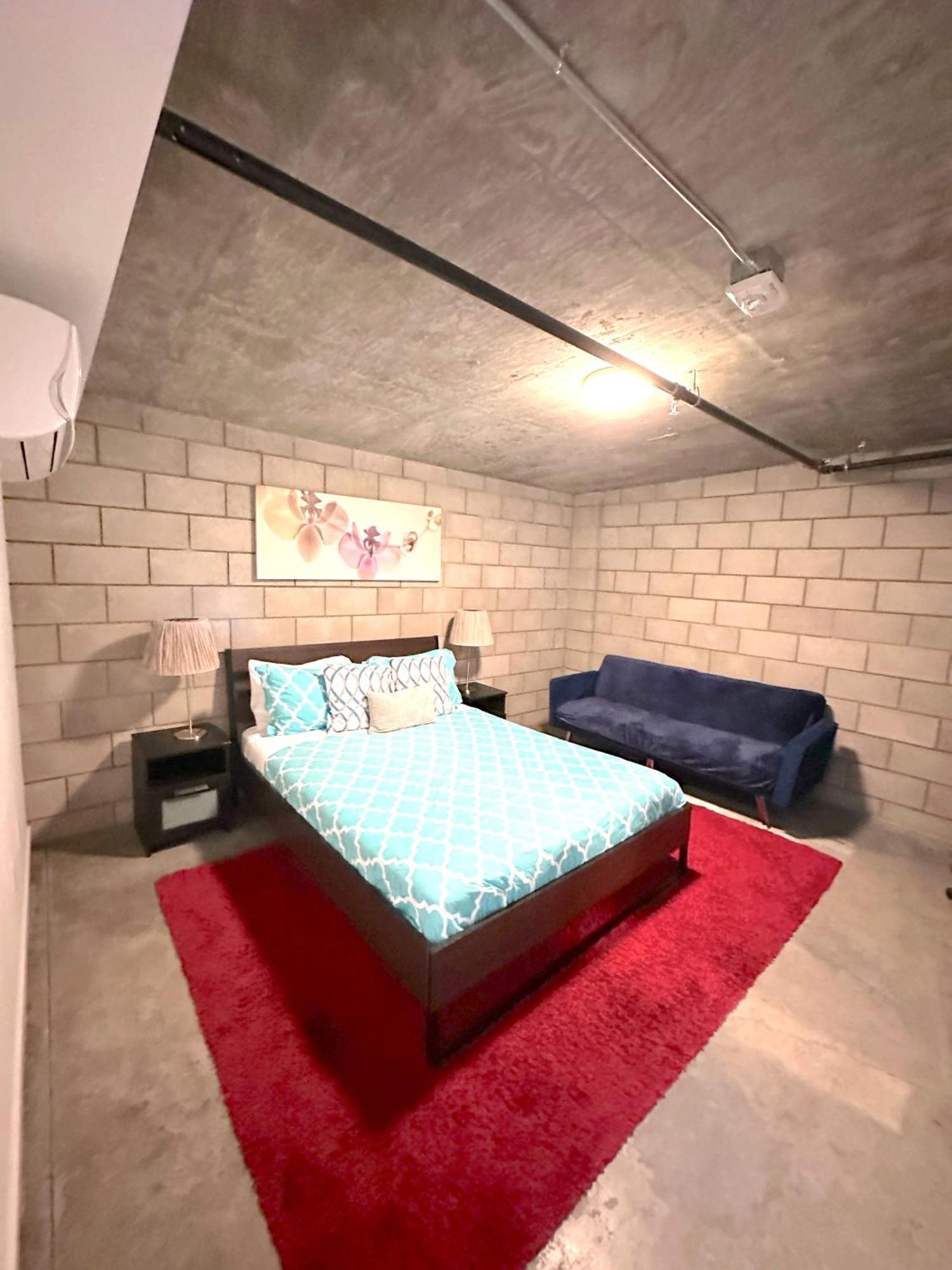 Апартаменты Modern 2 Bdrm W/Parking In The Heart Of Hillcrest Сан-Диего Экстерьер фото
